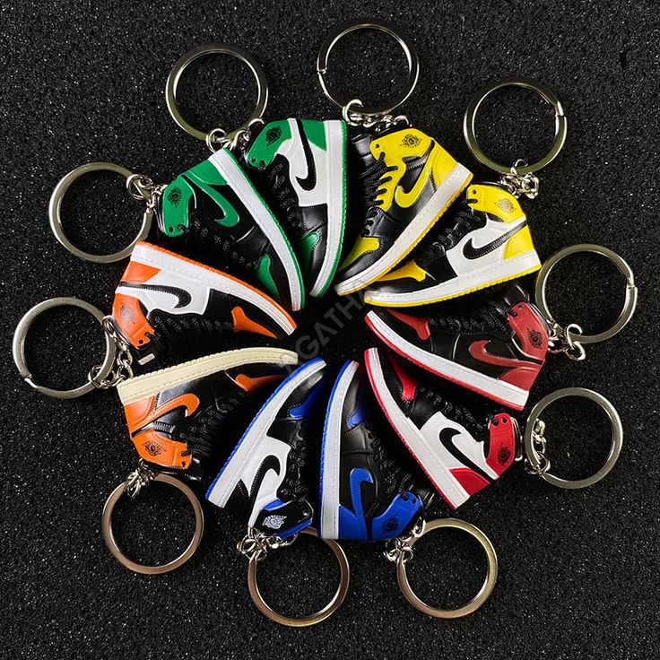 Man's shoes keychains