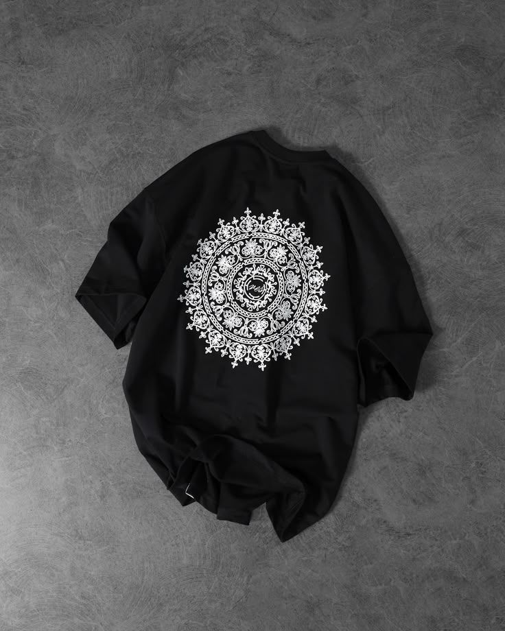 Drop shadow mandala print tshirt