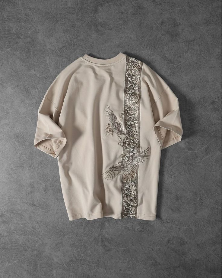 Drop shadow print tshirt